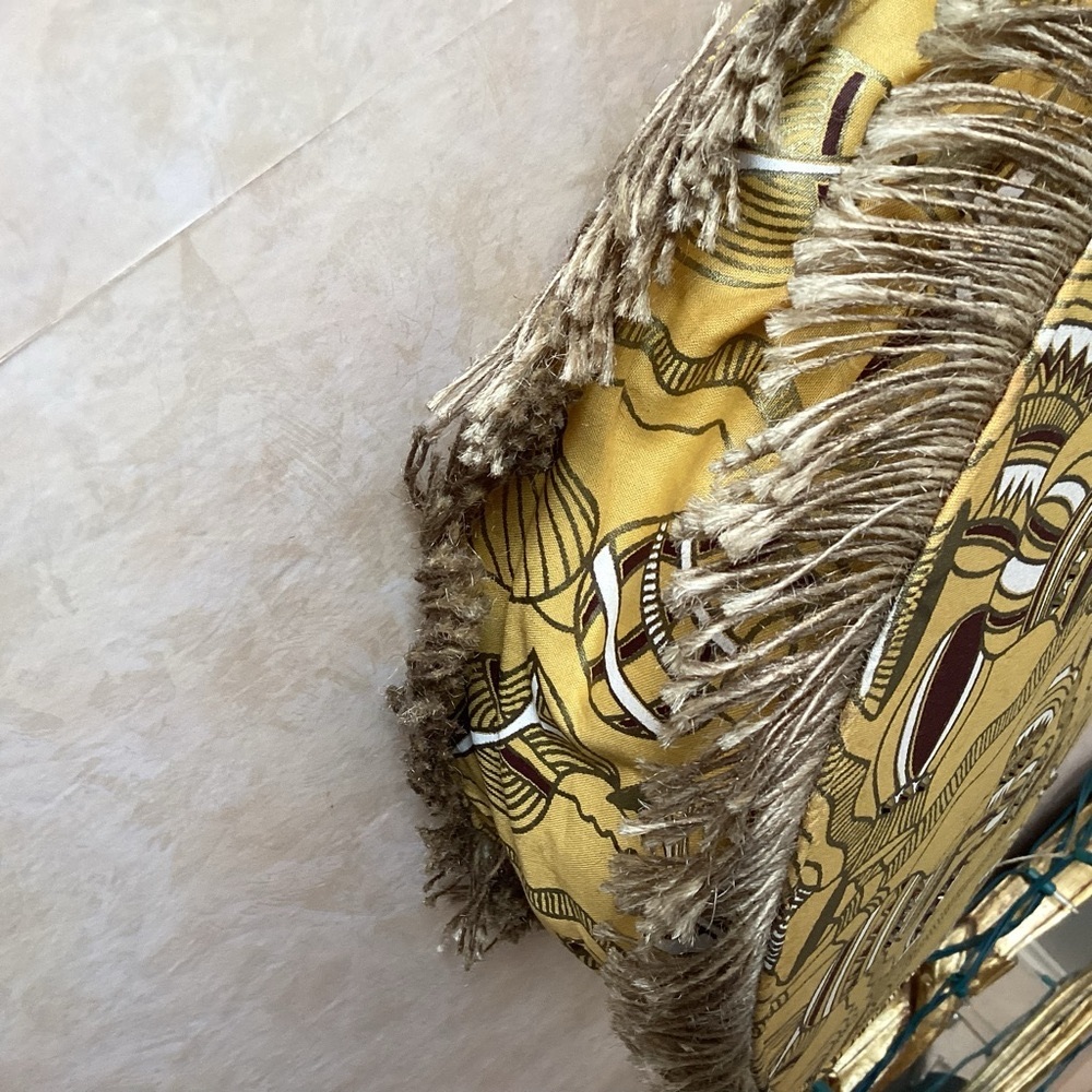 Nanette Lepore Asian Theme Sunflower Large Bag - Picture 10 of 10